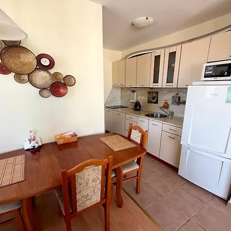 Sea View Apartment With Balcony Imperial Fort Club سفيتي فلاس